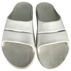 Oofos Ooahh Slide Nomad White Women's Size 12